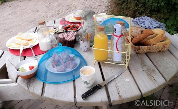 Bed and Breakfast The Wee White Hoose Oosternijkerk Экстерьер фото